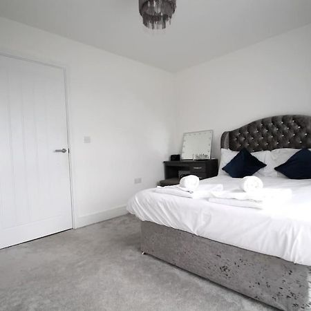Beaulieu Park - Sleeps 10 - Chelmsford Villa บรูมฟิลด์ ภายนอก รูปภาพ