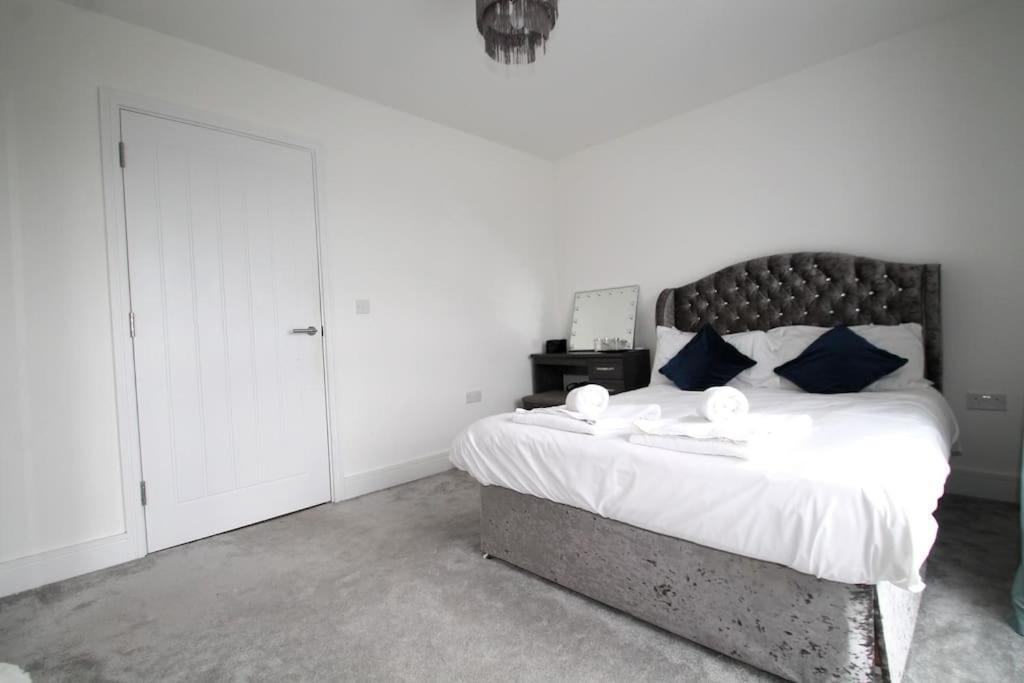 Beaulieu Park - Sleeps 10 - Chelmsford Villa บรูมฟิลด์ ภายนอก รูปภาพ