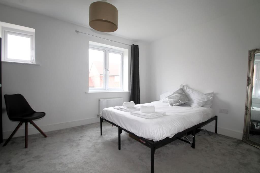 Beaulieu Park - Sleeps 10 - Chelmsford Villa บรูมฟิลด์ ภายนอก รูปภาพ